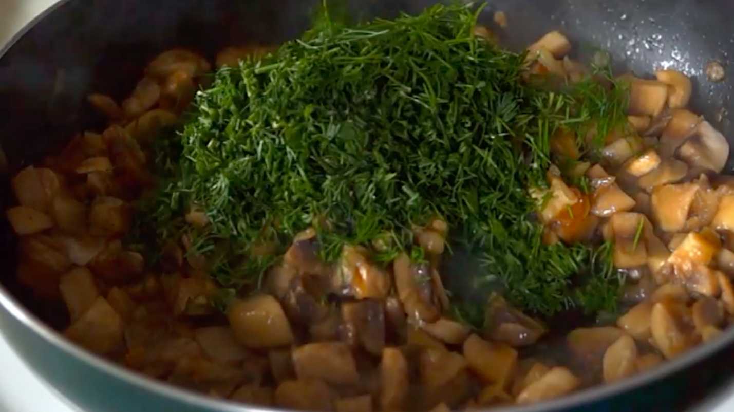 Запеканка из картофельного пюре с грибами-Шаг 4