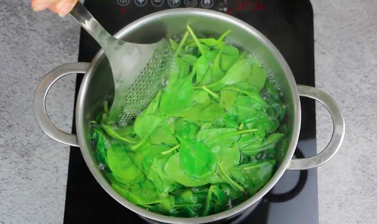 Палак панир-Шаг 1