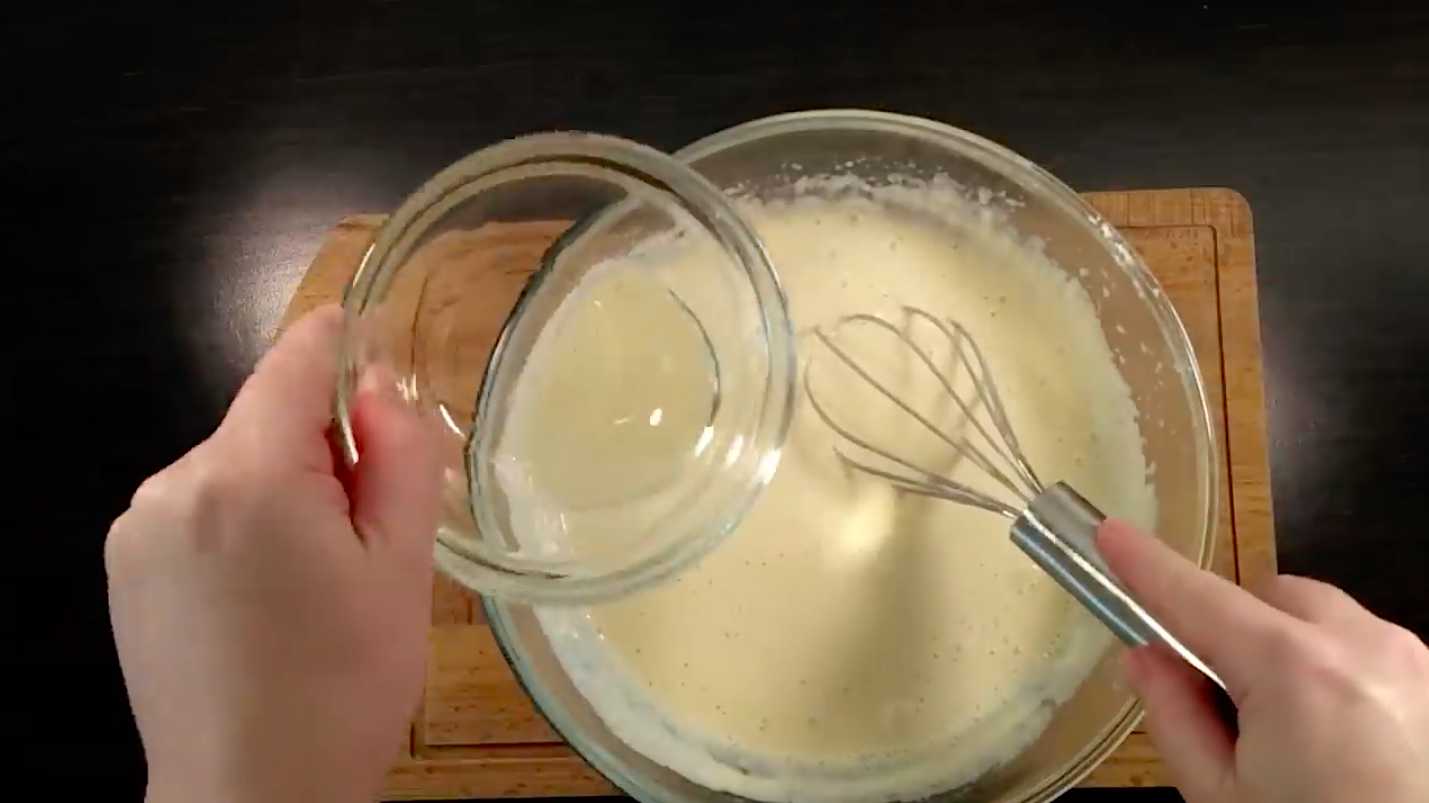 Блины на кефире с кипятком-Шаг 5