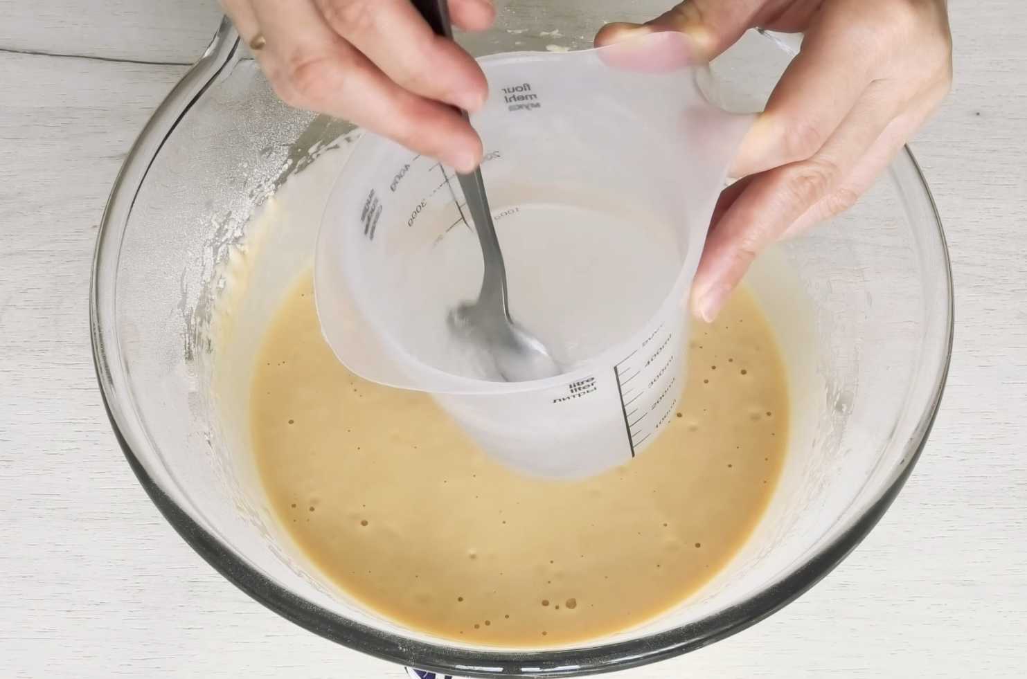 Блины на ряженке с кипятком-Шаг 4