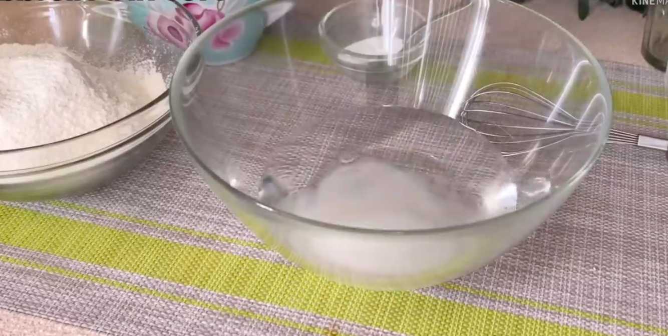 Постные блины на воде без яиц и молока-Шаг 1