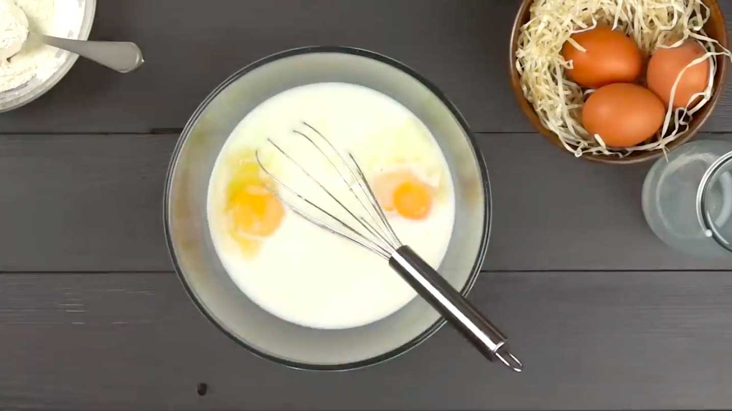 Блины на молоке с дырочками-Шаг 3