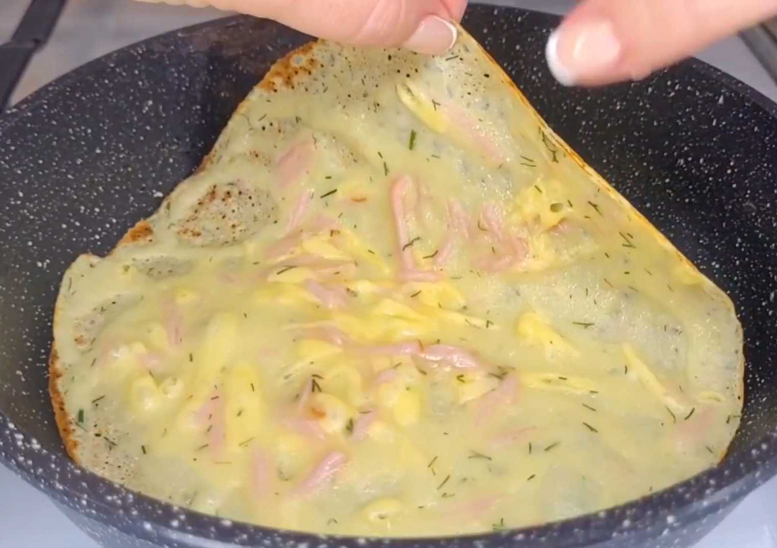 Блины на молоке с колбасой и сыром-Шаг 11