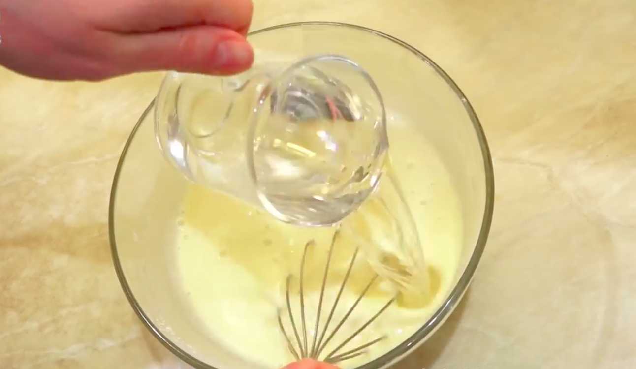 Блины на молоке и кипятке без соды-Шаг 4