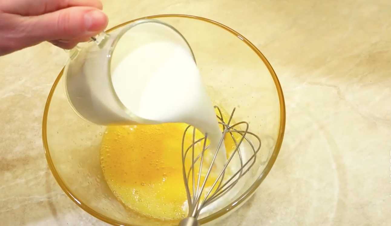 Блины на молоке и кипятке без соды-Шаг 2