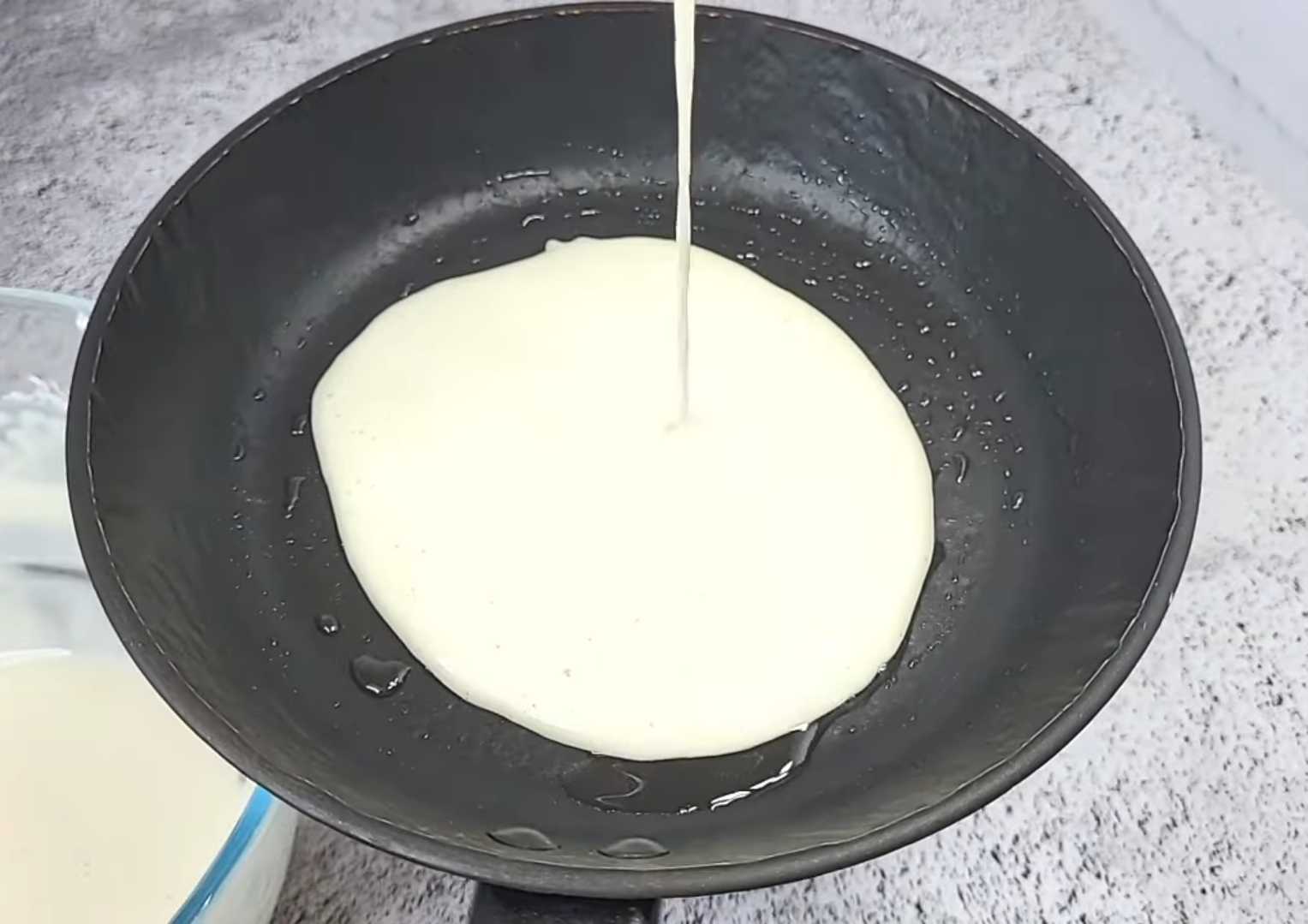 Толстые дрожжевые блины-Шаг 9