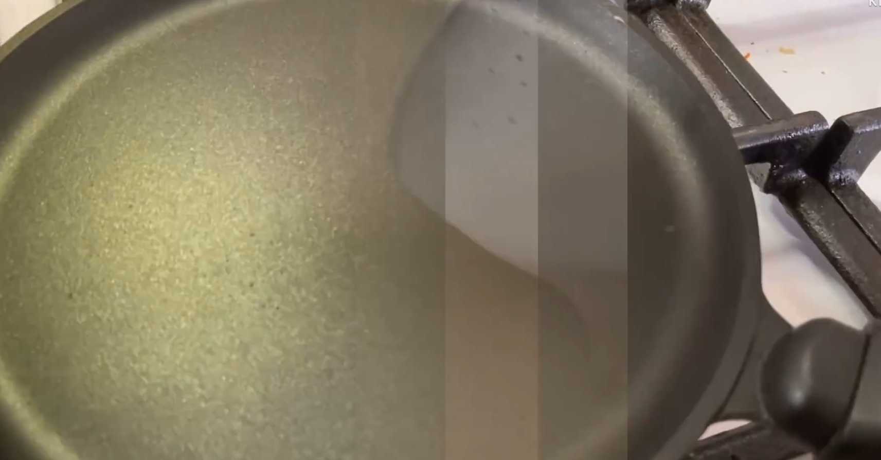 Блины с содой на кефире-Шаг 5