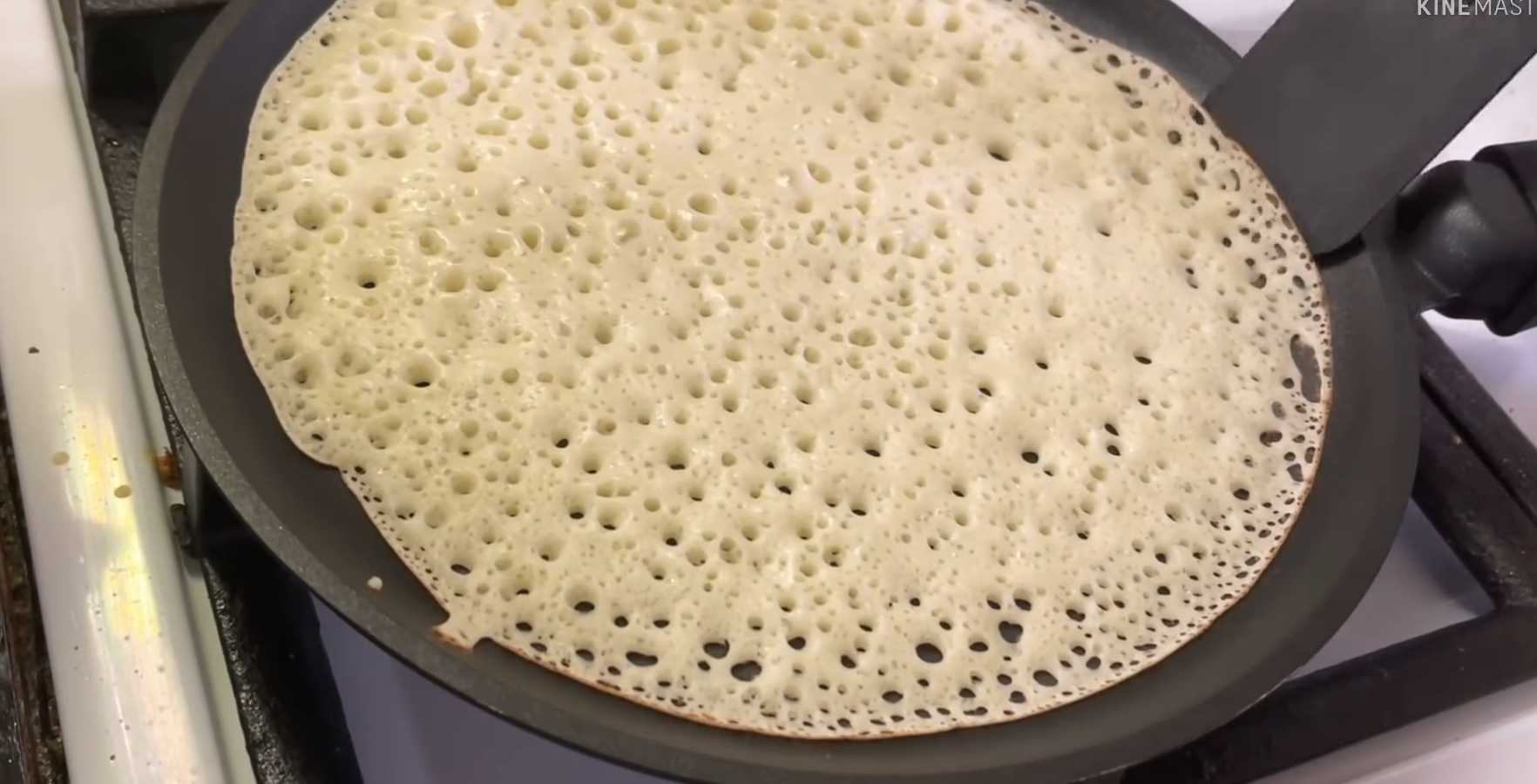 Блины с содой на кефире-Шаг 7