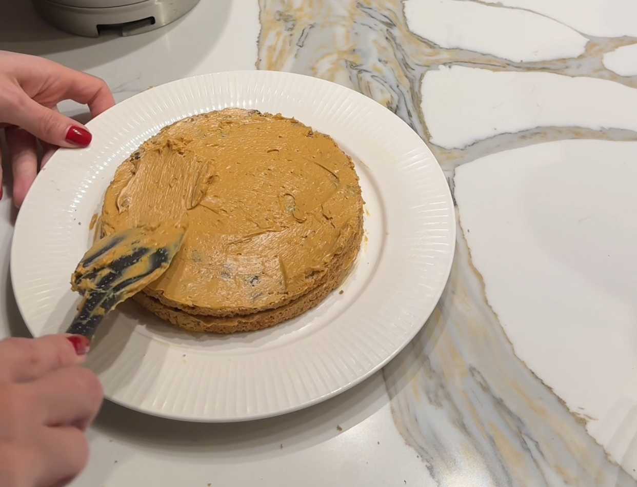 Торт с кремом из вареной сгущёнки-Шаг 5