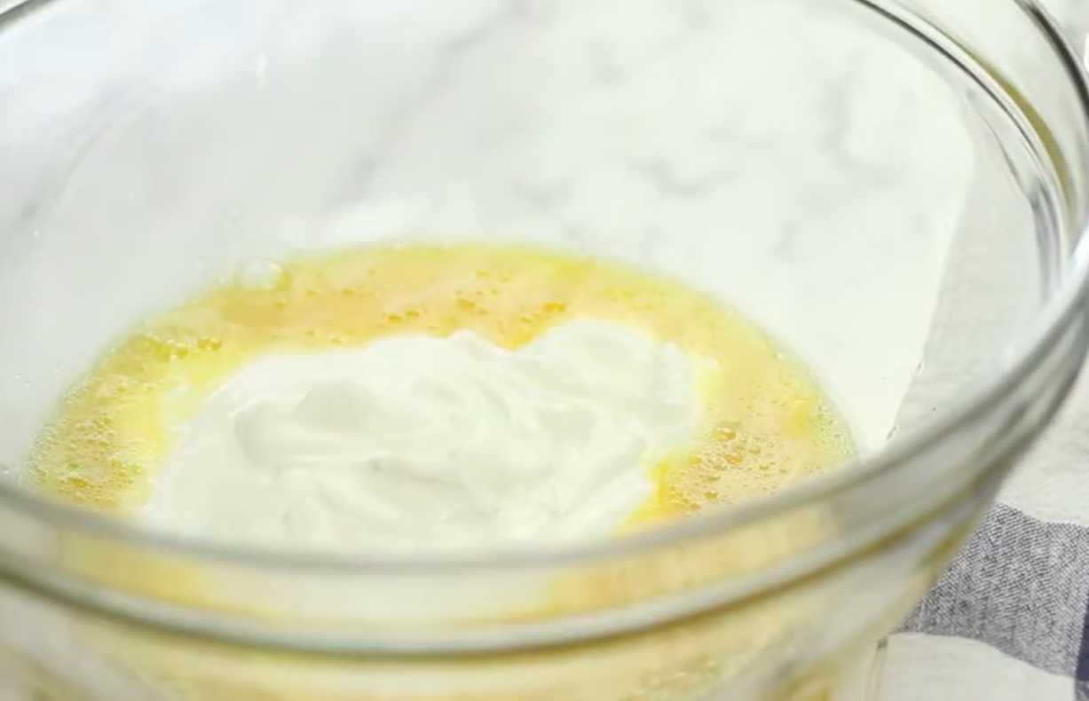 Заварные блины на сметане-Шаг 3