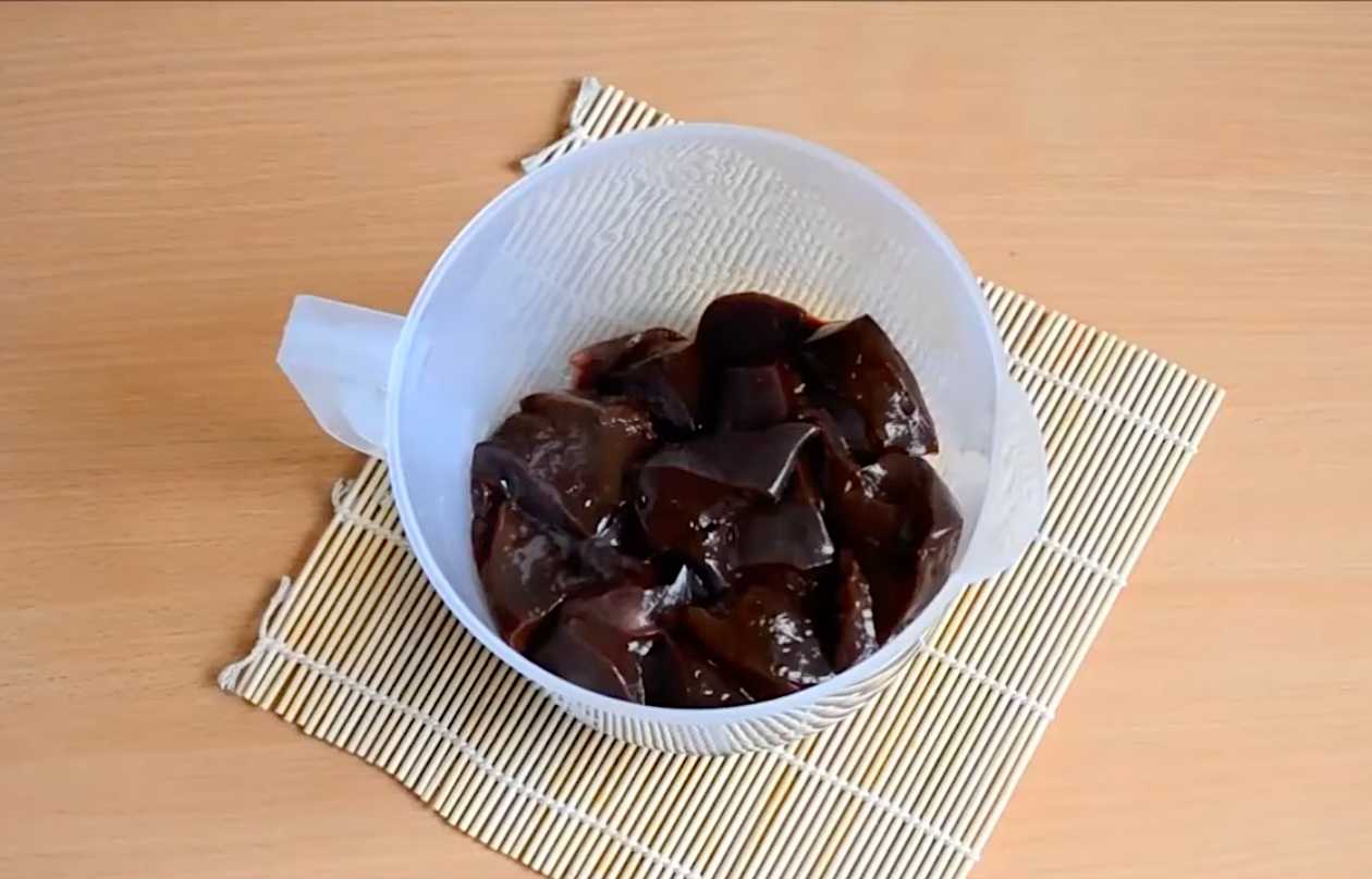 Печёночные блины из говяжьей печени-Шаг 1