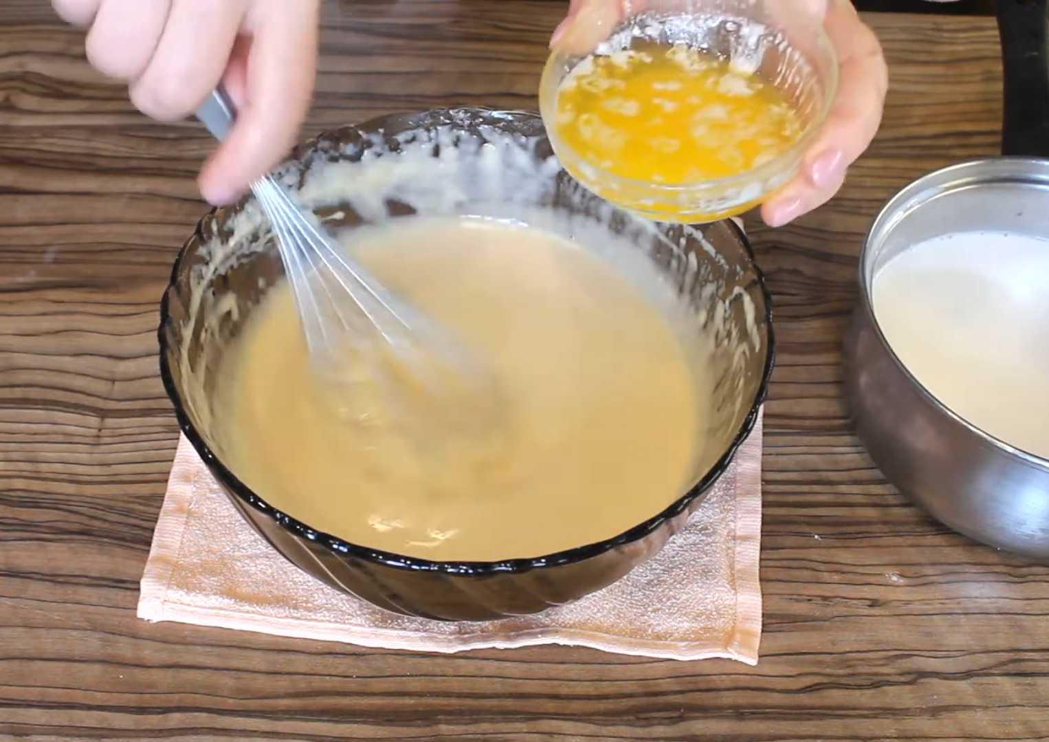 Блины на сухом молоке с яйцами-Шаг 7