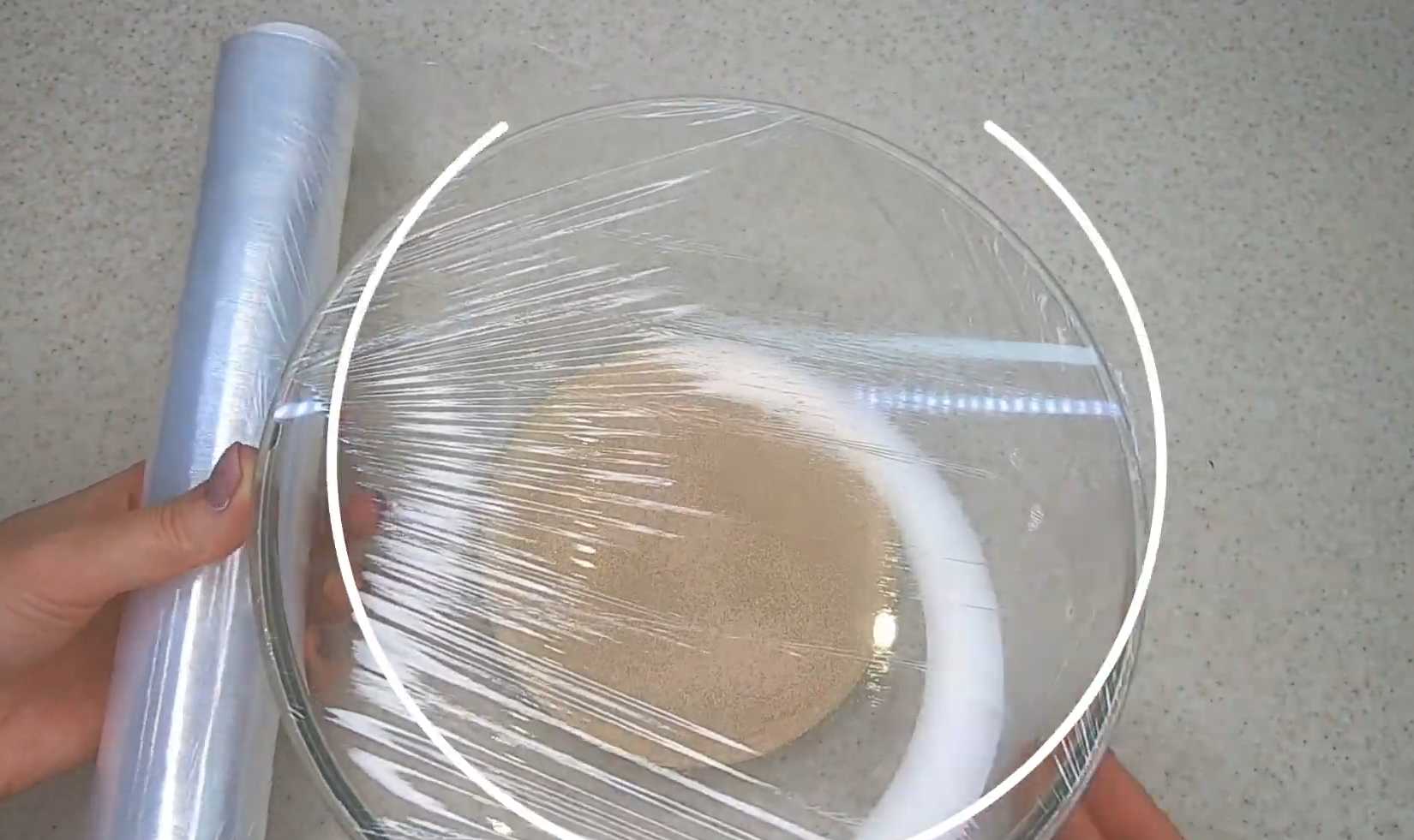 Блины с творогом и изюмом-Шаг 1