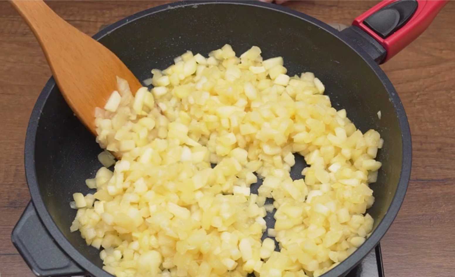 Блины с яблоками-Шаг 7