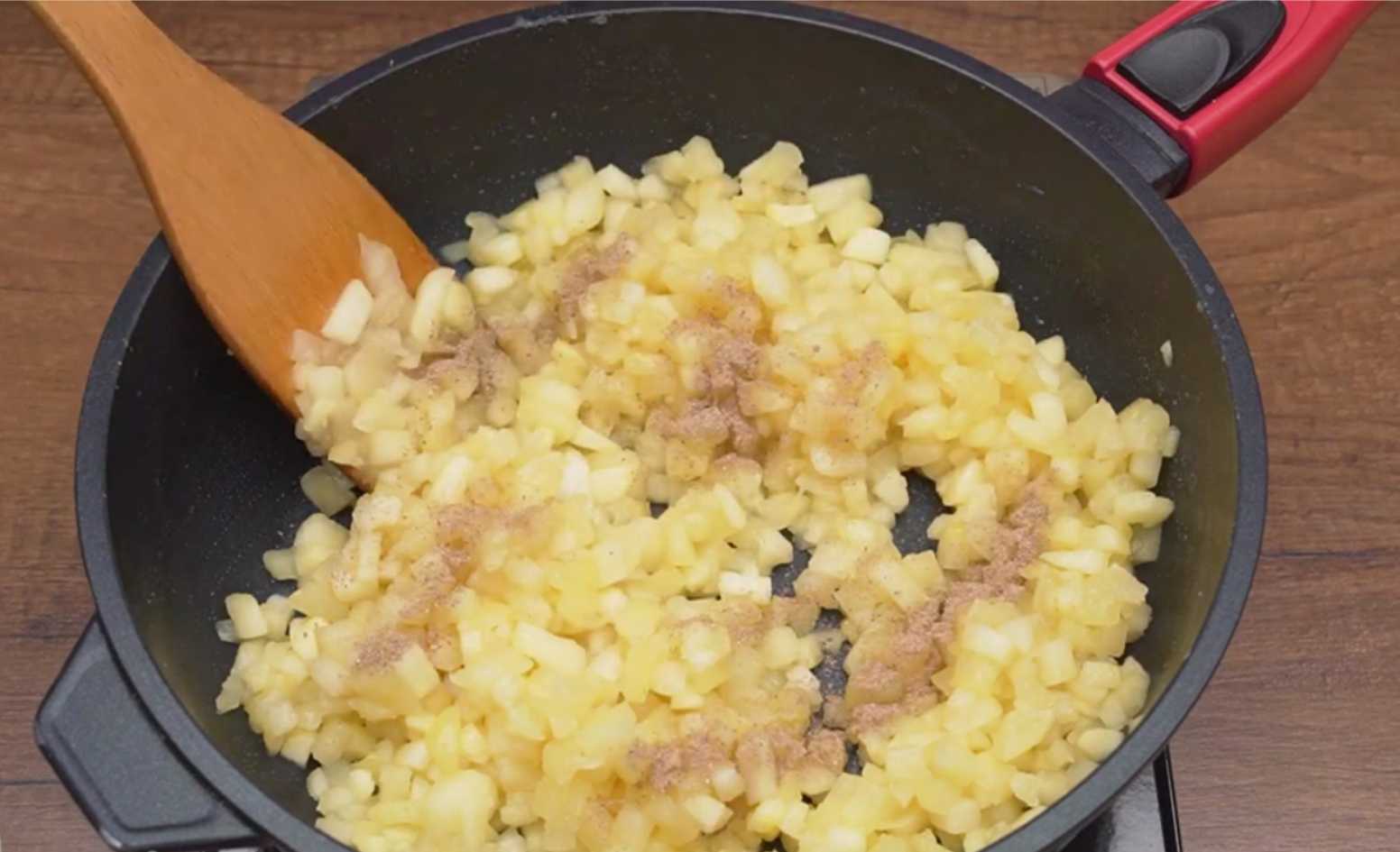 Блины с яблоками-Шаг 8