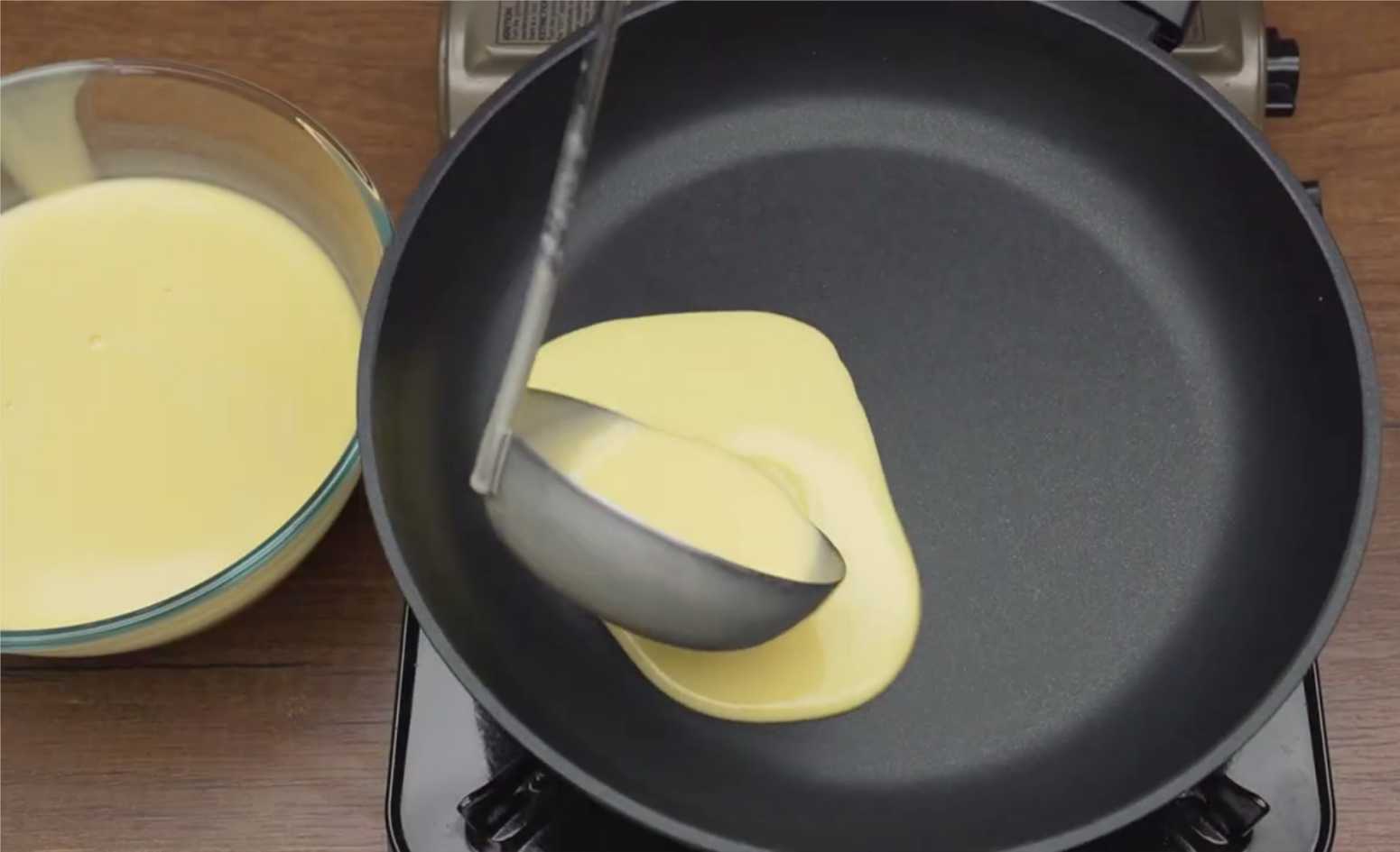 Блины с яблоками-Шаг 10