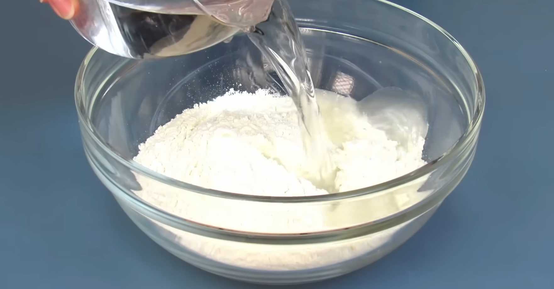 Быстрый рецепт блинов на молоке-Шаг 3