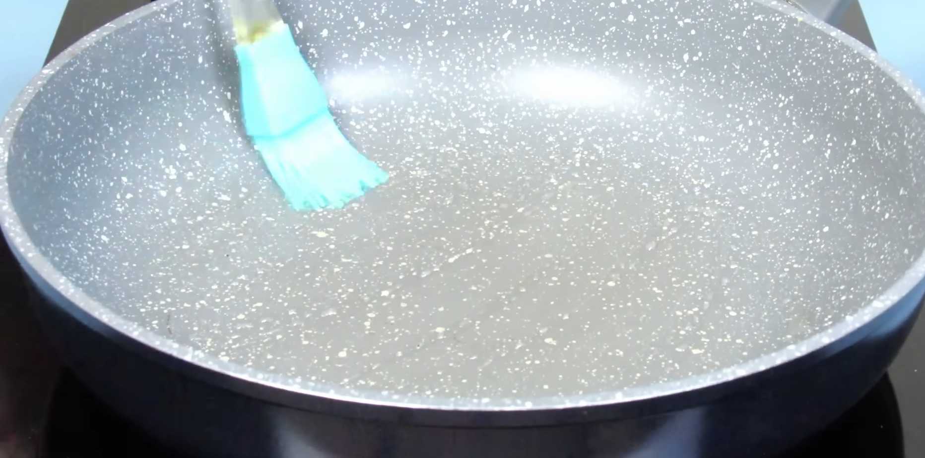 Быстрый рецепт блинов на молоке-Шаг 6