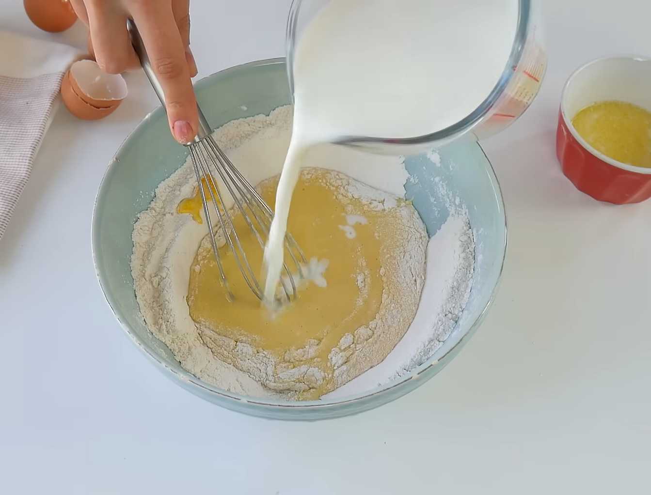 Блины на молоке с ванилью-Шаг 3