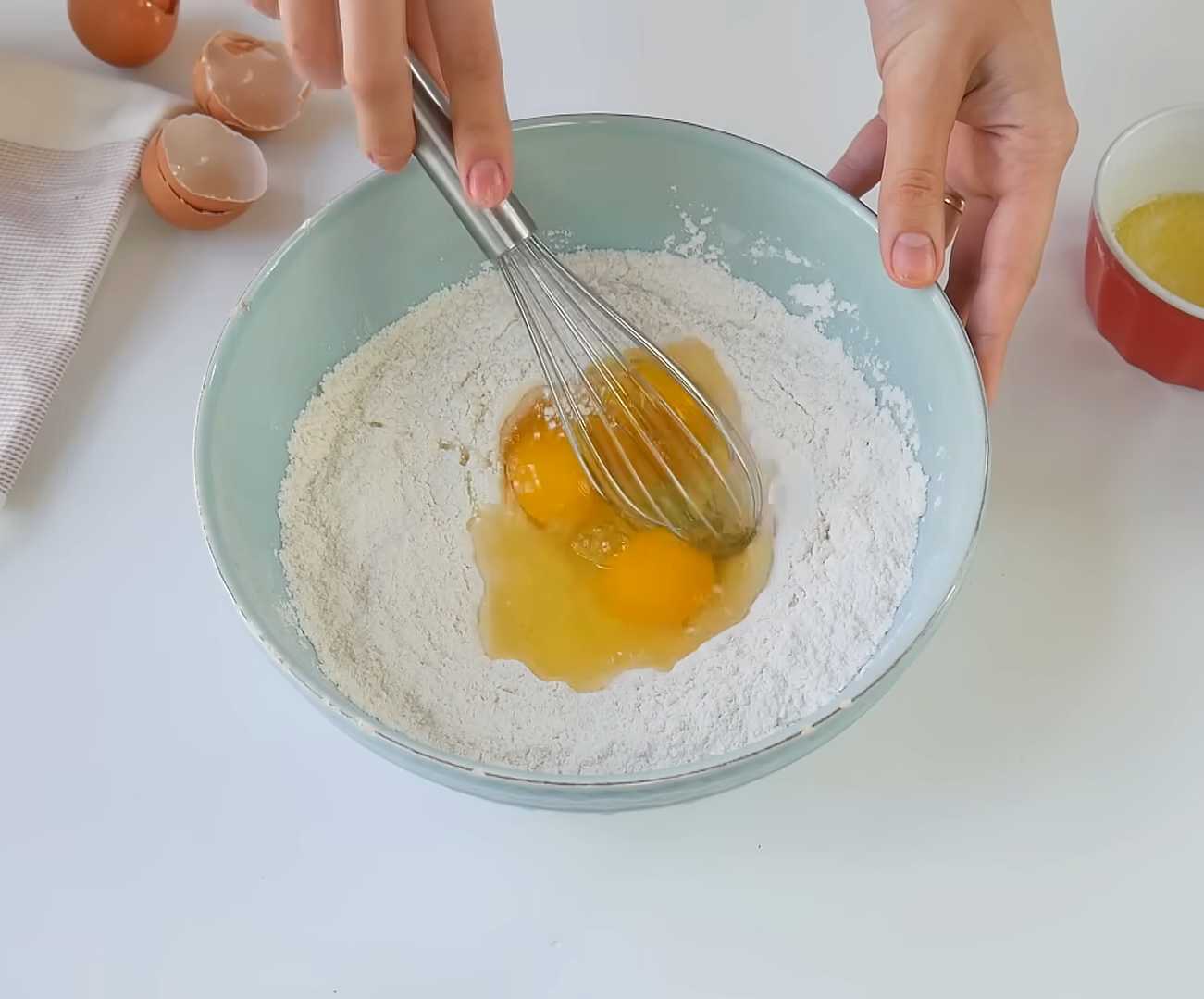 Блины на молоке с ванилью-Шаг 2