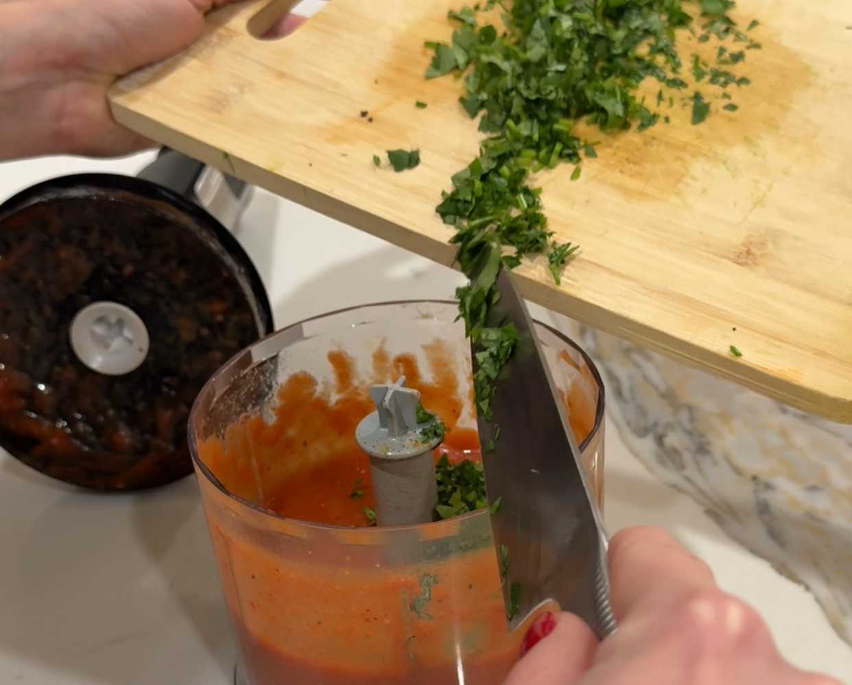 Домашний томатный соус с травами-Шаг 9