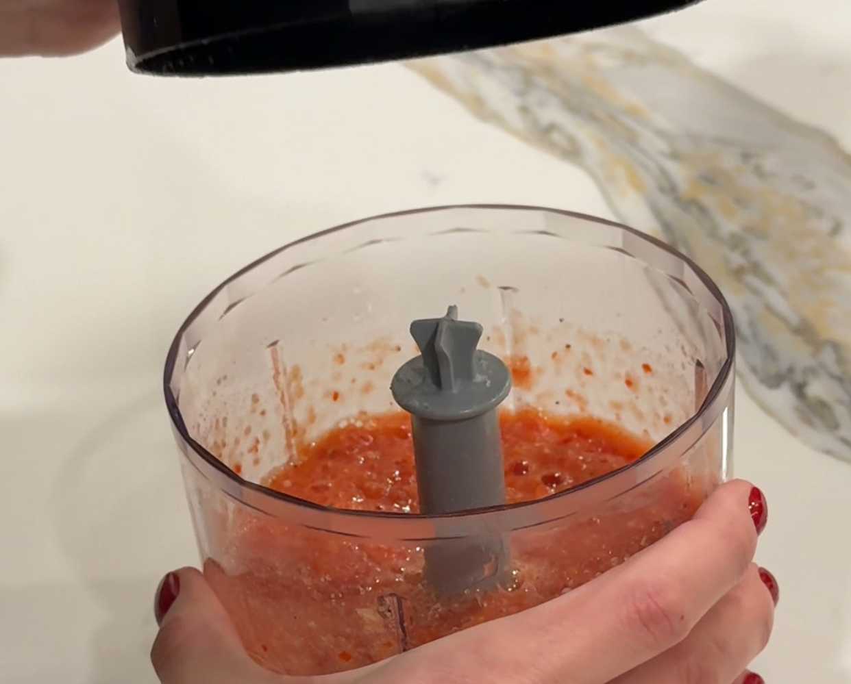 Домашний томатный соус с травами-Шаг 3