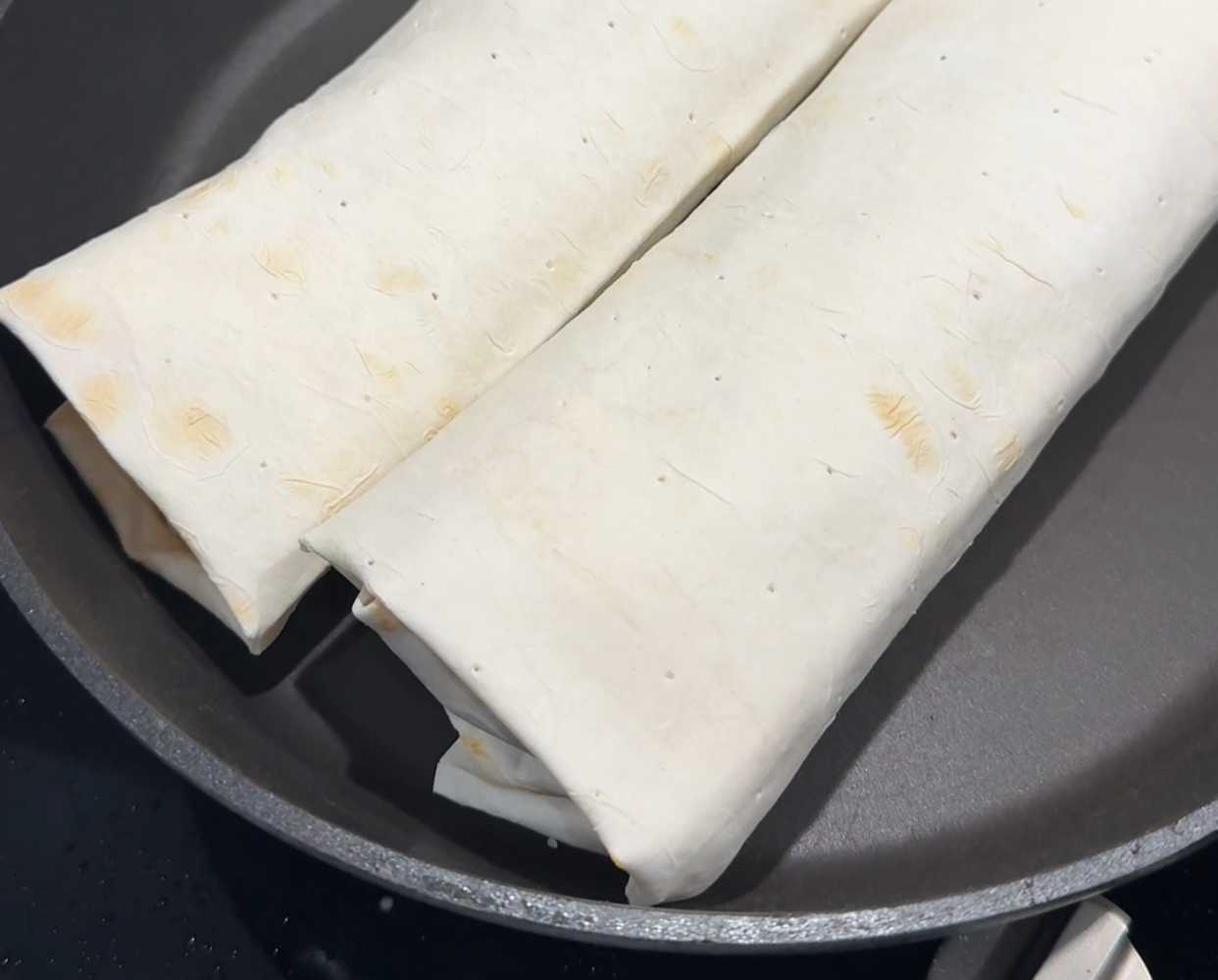 Шаверма из лаваша с курицей и овощами-Шаг 11