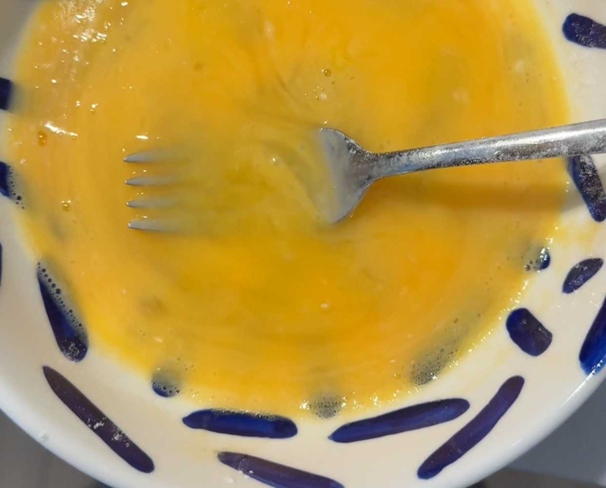 Куриные котлеты в панировке-Шаг 2