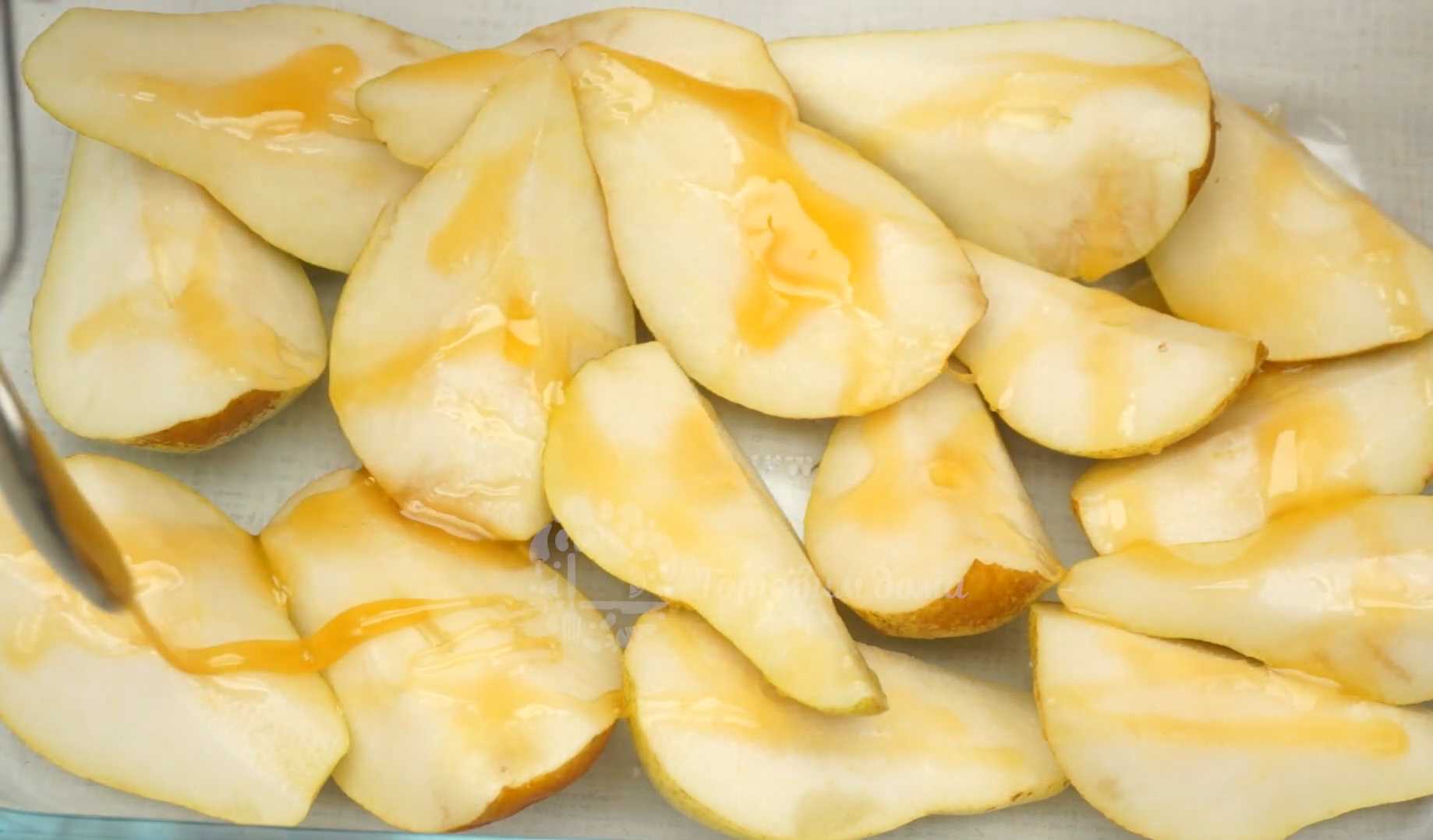 Запеченные груши с медом и корицей-Шаг 4