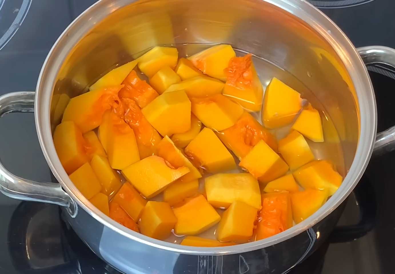 Запеченные яблоки с тыквой, изюмом и корицей-Шаг 3