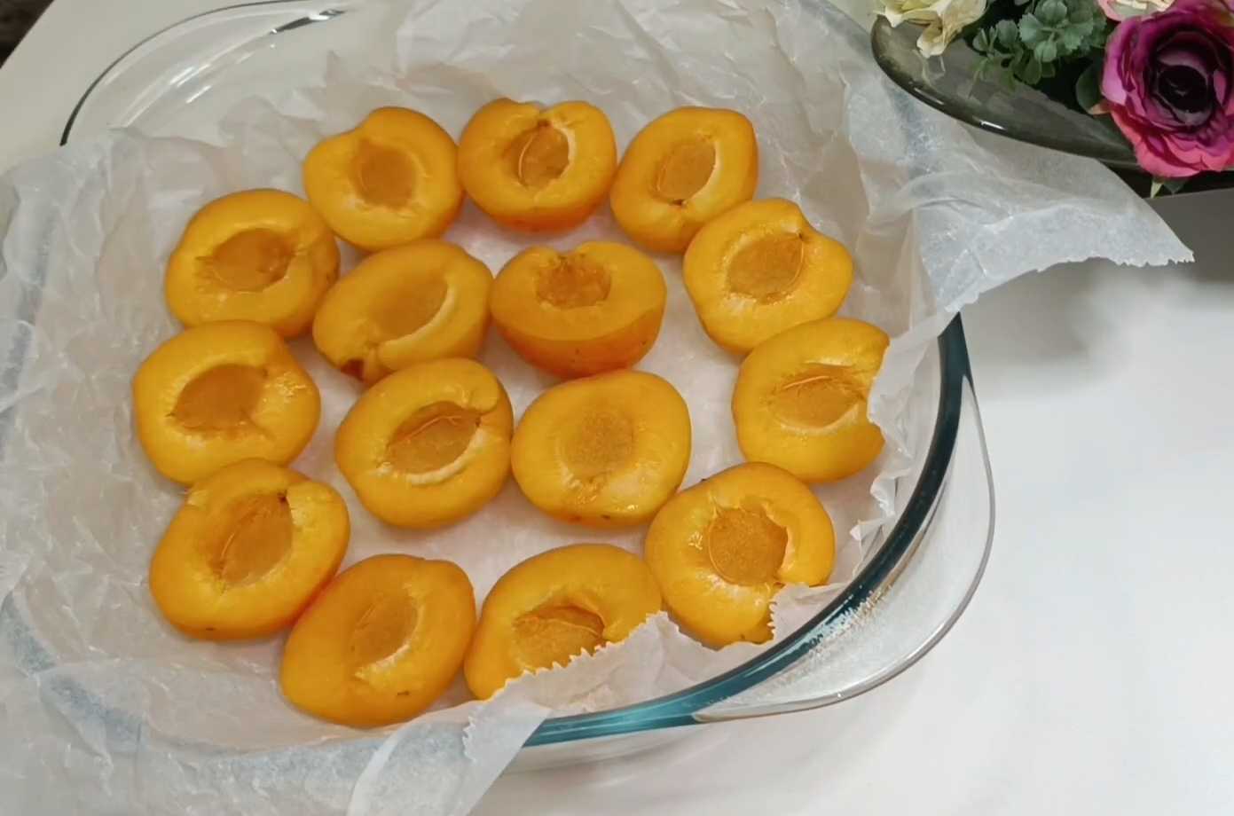 Запеченные абрикосы с сыром и орехами-Шаг 4