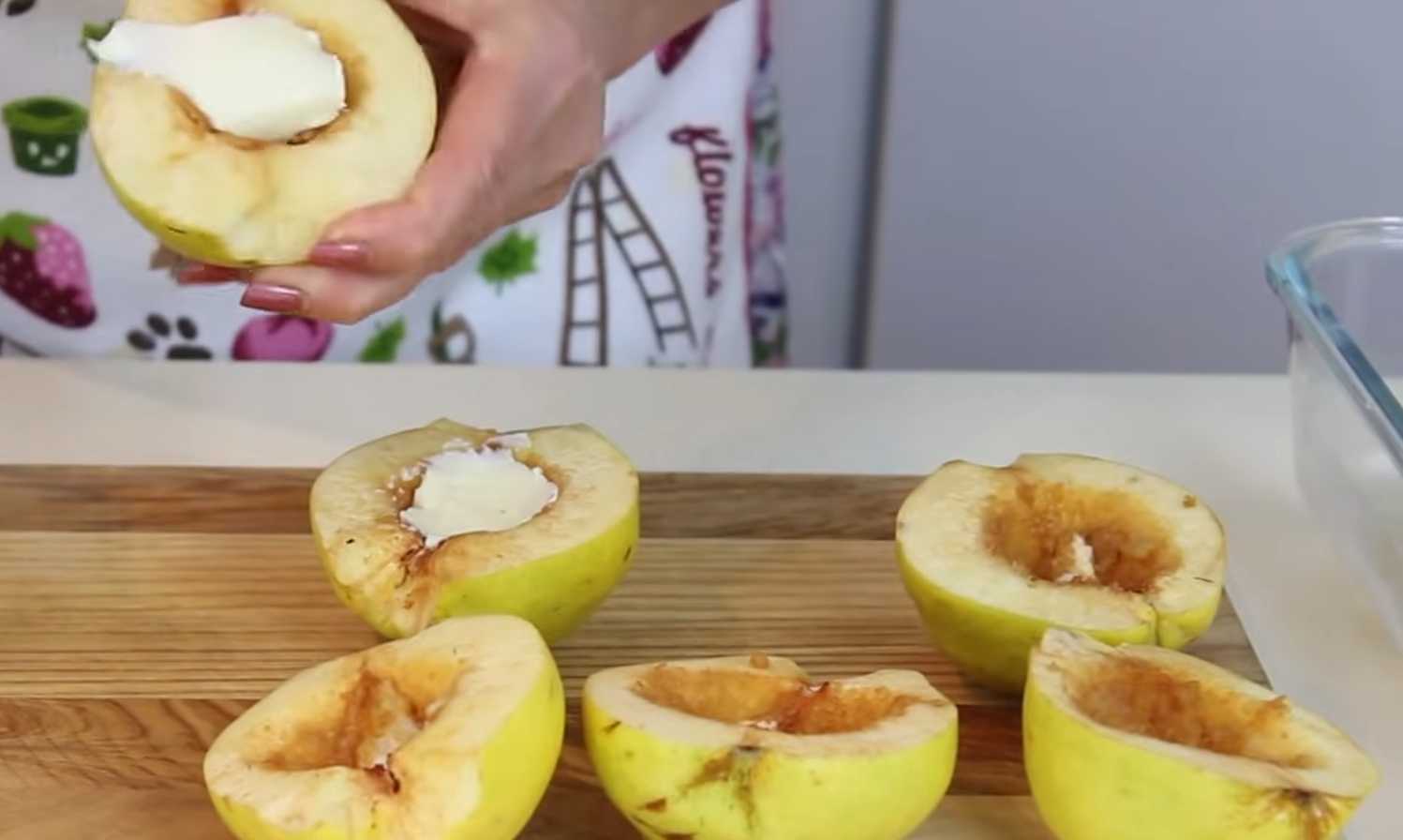 Запеченная айва с медом и орехами-Шаг 4