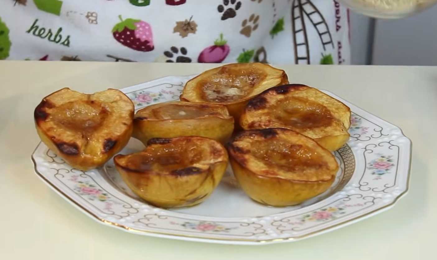 Запеченная айва с медом и орехами-Шаг 11