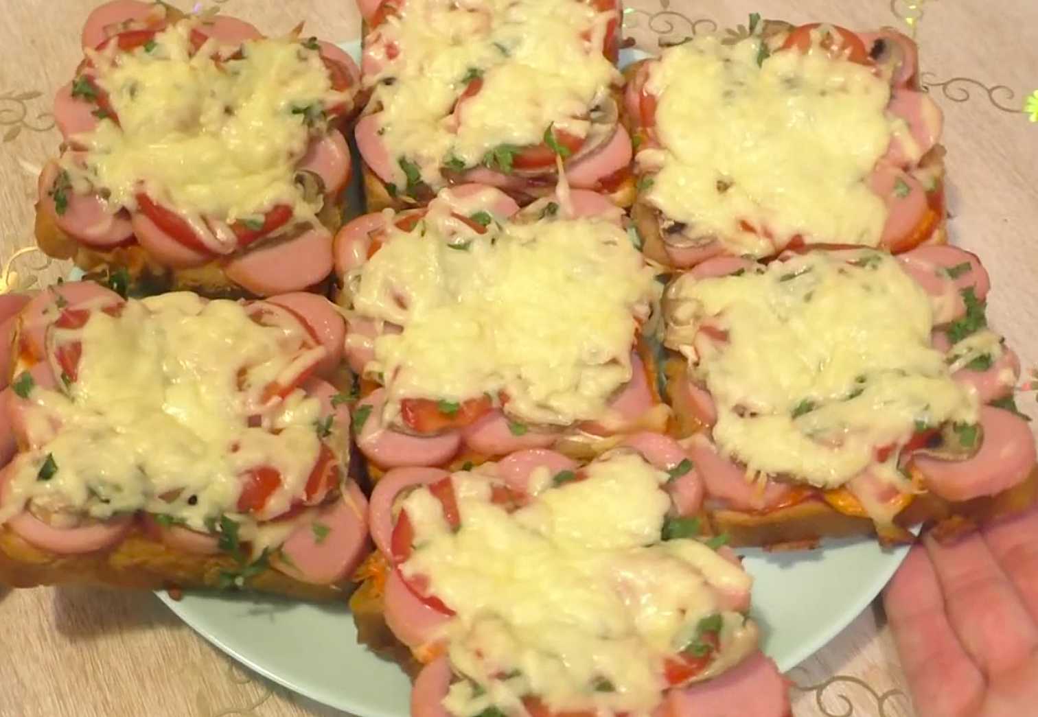 Пицца на тостовом хлебе в духовке-Шаг 10