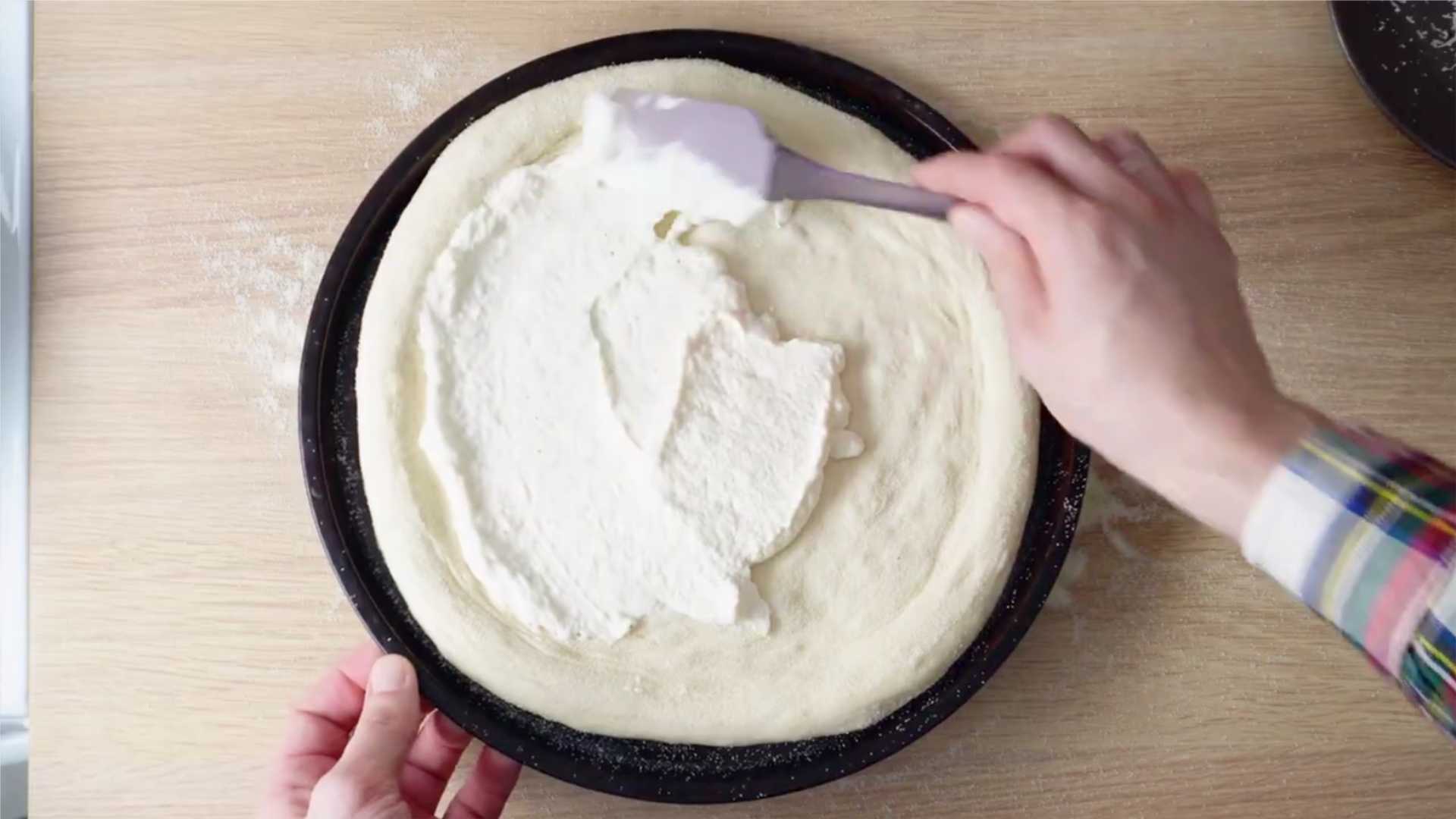 Пицца с креветками-Шаг 7