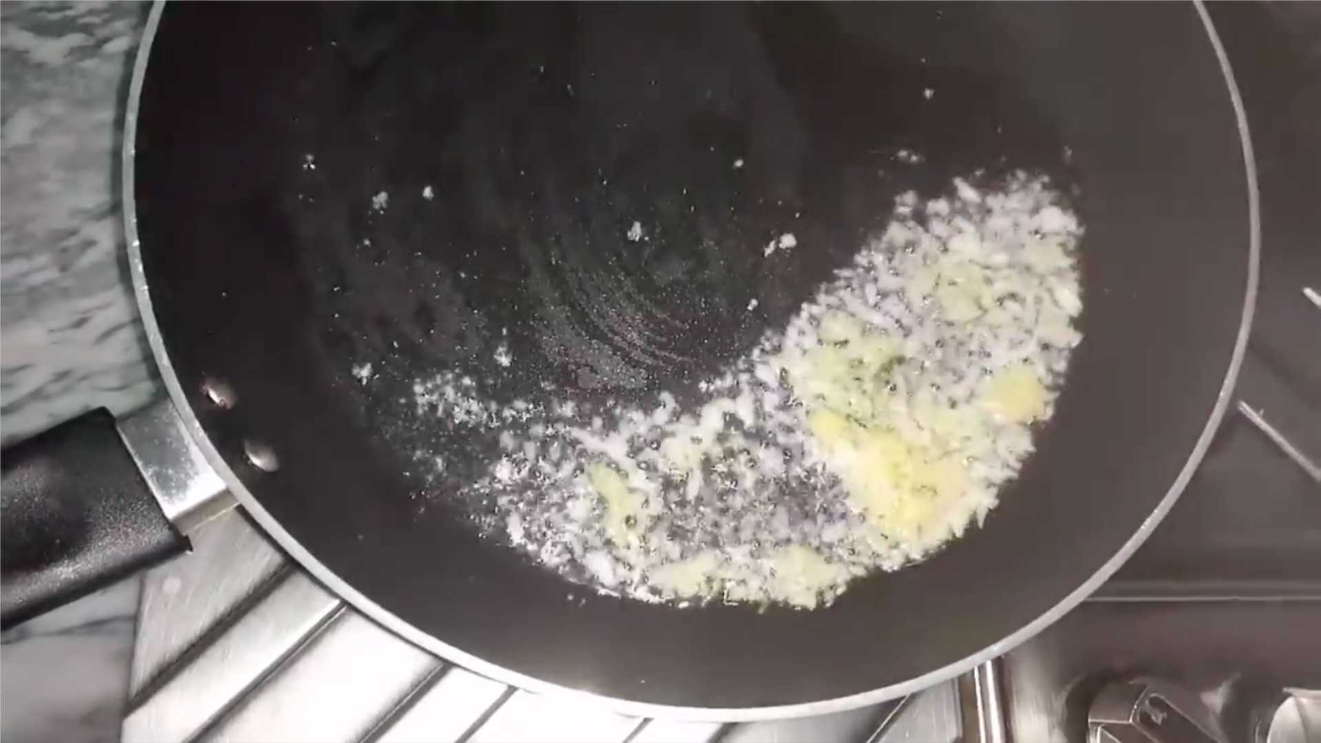 Томатный соус для пиццы-Шаг 2