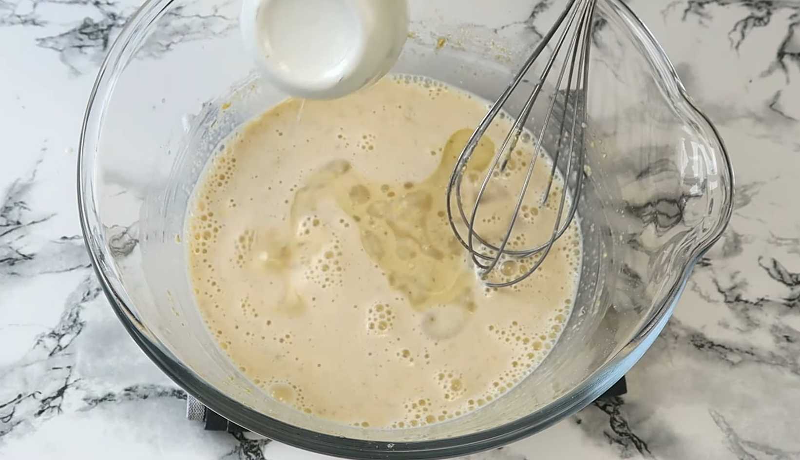 Блины из овсяной муки на молоке-Шаг 4