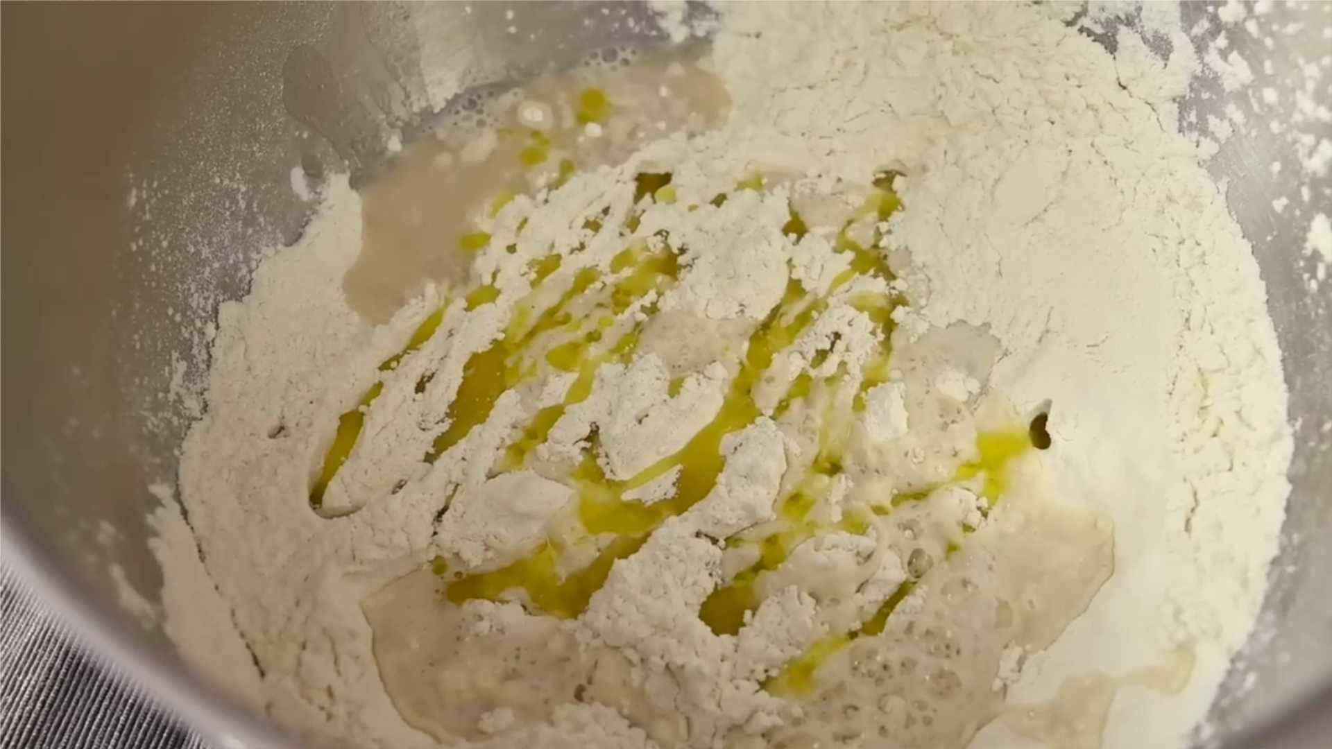 Дрожжевое тесто для пиццы-Шаг 4