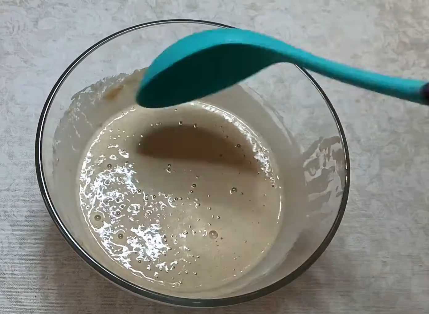 Блины из гречневой муки на кефире-Шаг 3