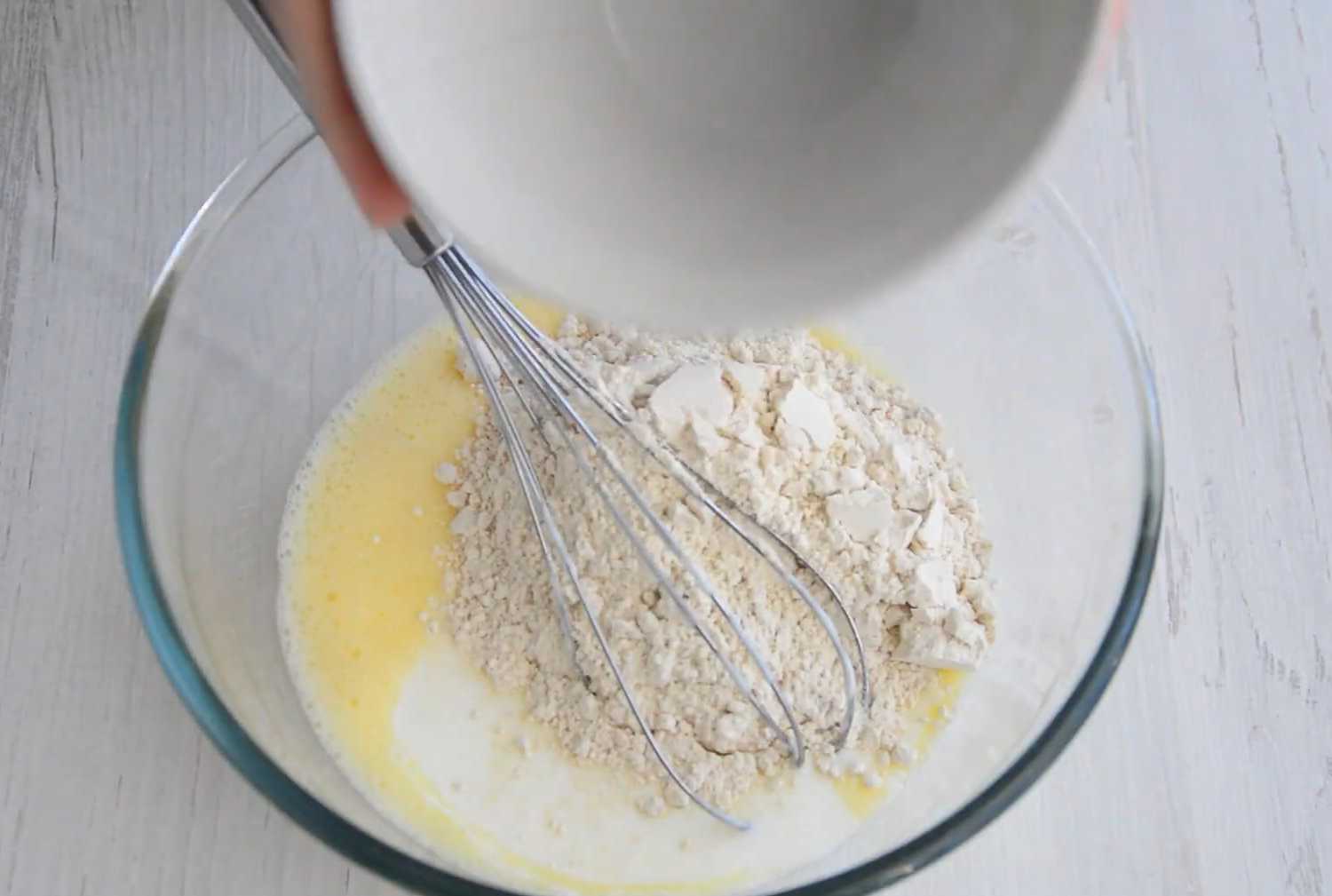 Блины из цельнозерновой муки на кефире-Шаг 3