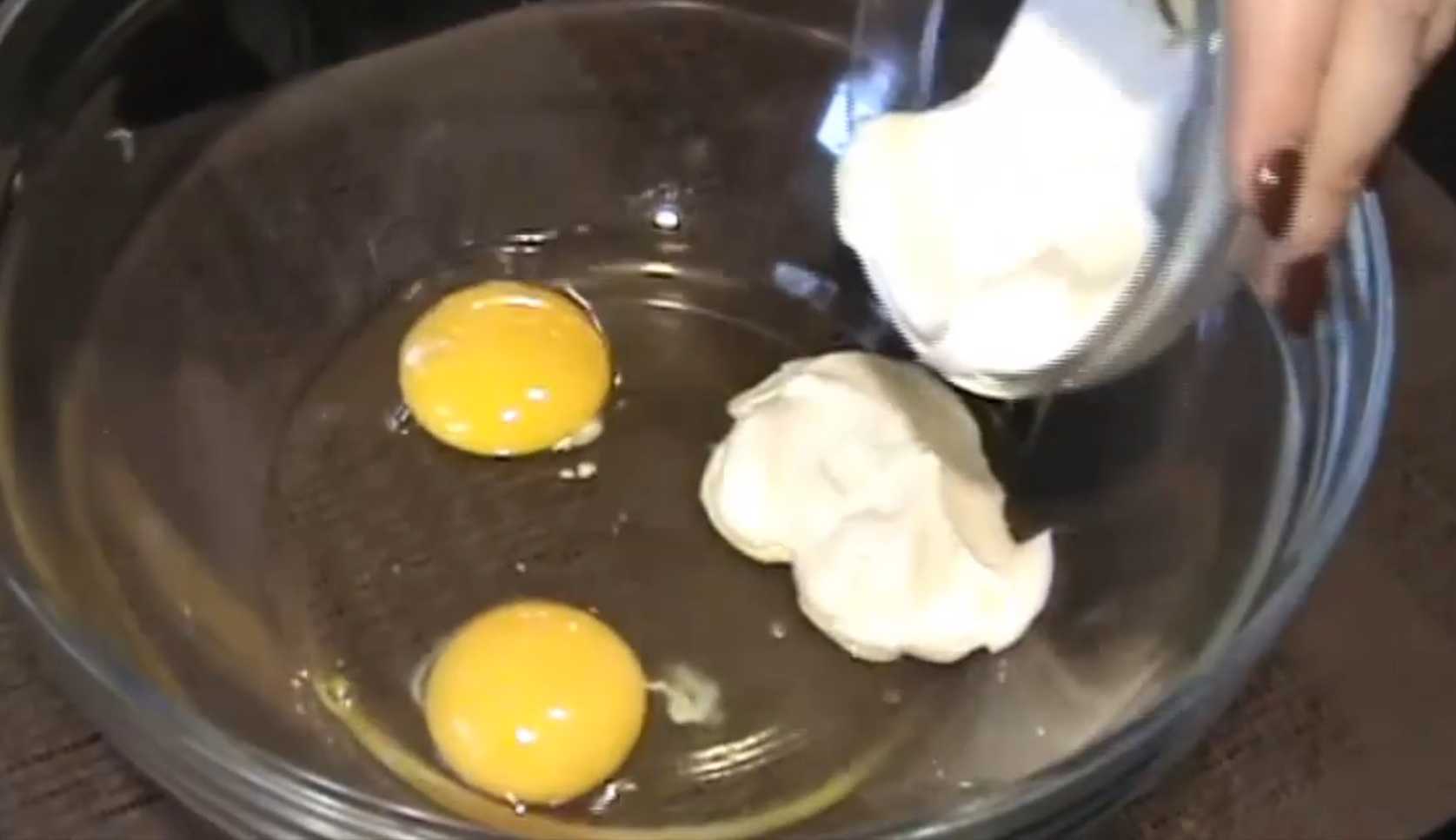 Блины на майонезе-Шаг 1