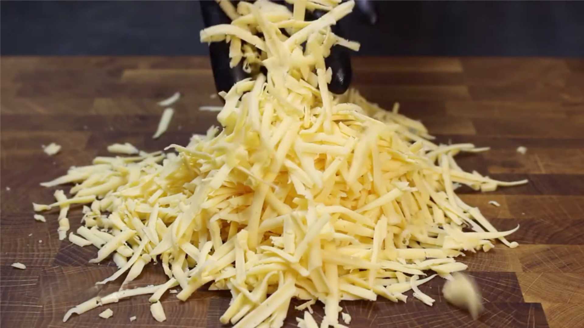 Мини пицца на батоне в духовке-Шаг 3