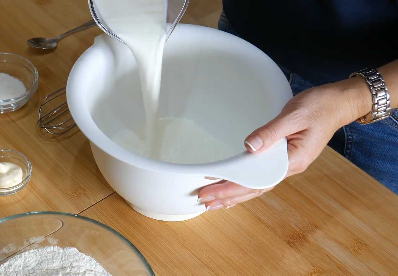 Блины с творогом и бананом-Шаг 1