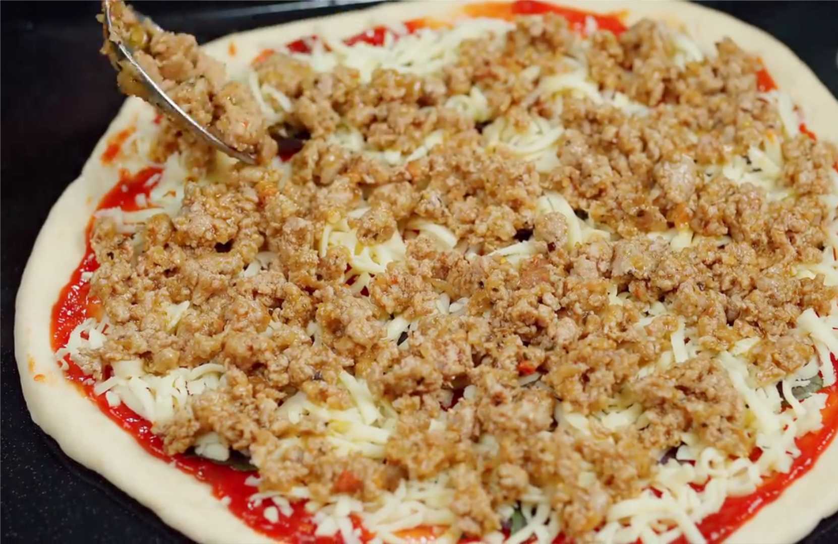 Пицца с фаршем в духовке-Шаг 15