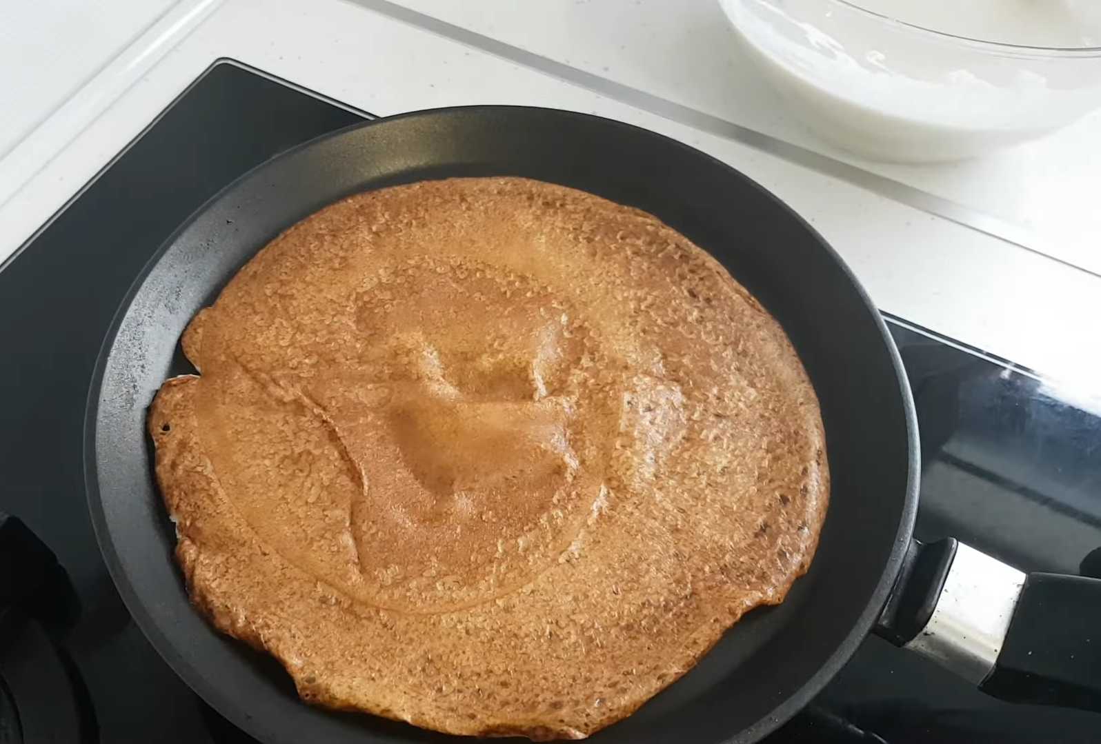 Блины на питьевом йогурте-Шаг 8