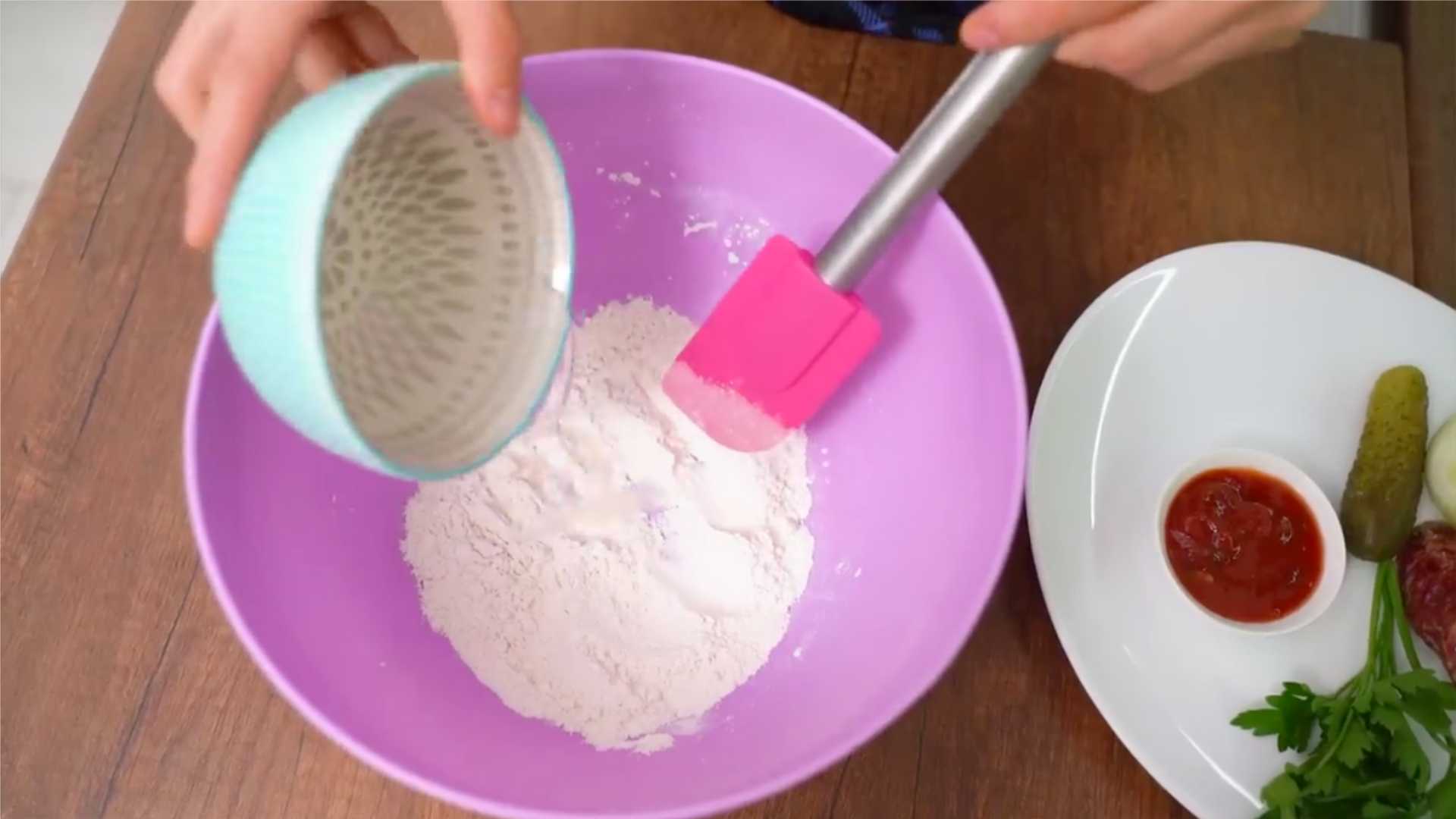 Пицца на сковороде без сметаны-Шаг 2