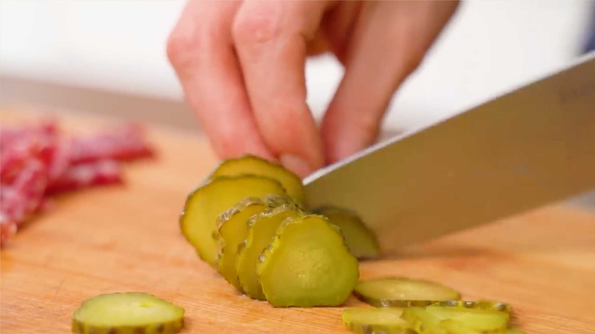 Пицца на сковороде без сметаны-Шаг 5