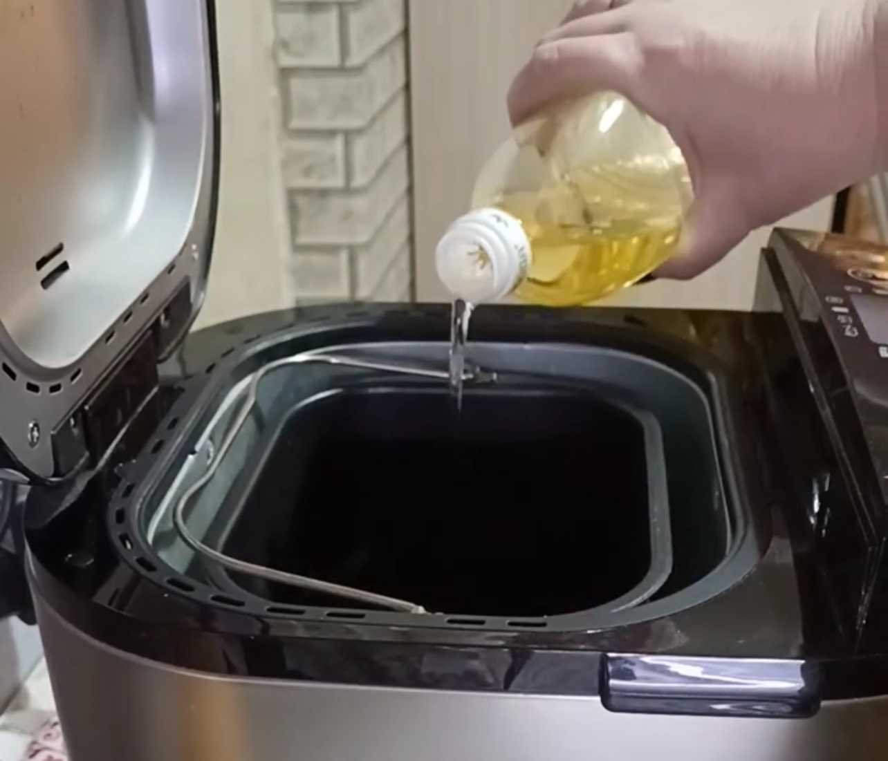 Тесто для пиццы в хлебопечке-Шаг 2