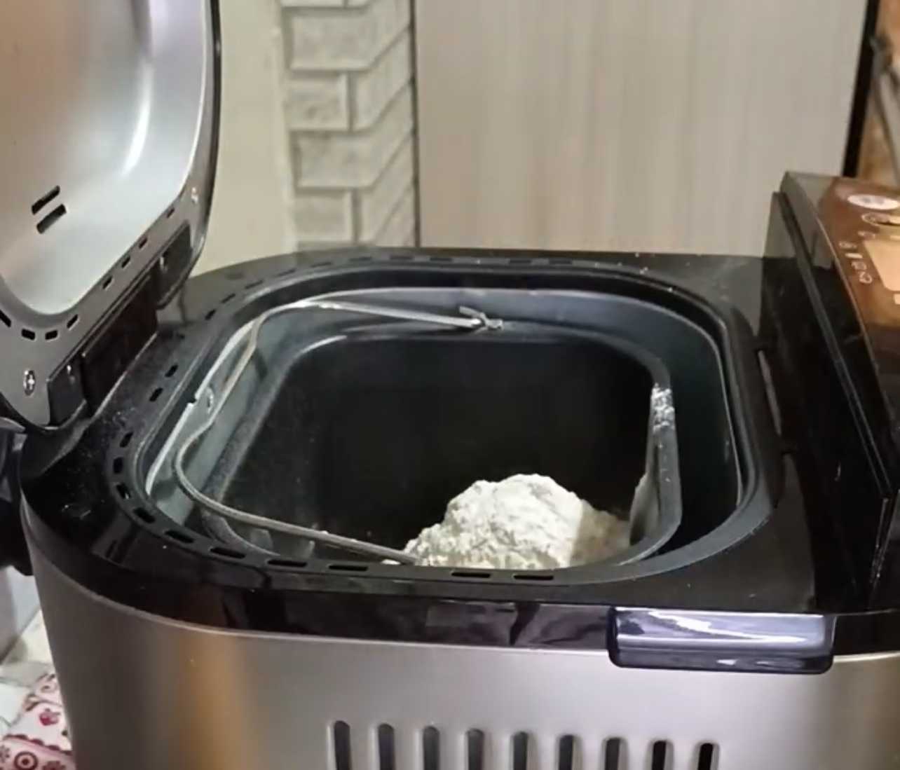 Тесто для пиццы в хлебопечке-Шаг 4