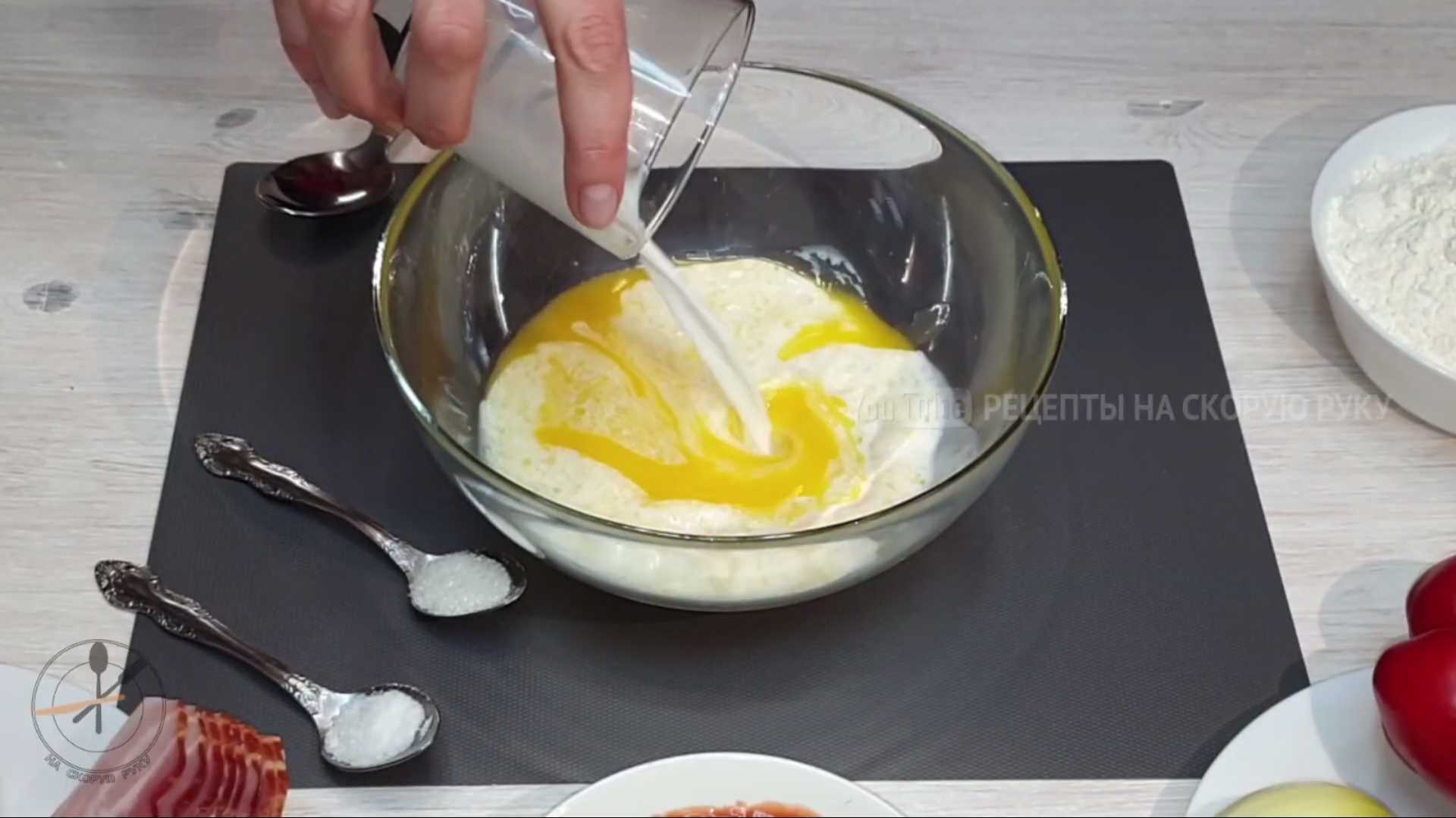 Пицца в духовке на бездрожжевом тесте-Шаг 1